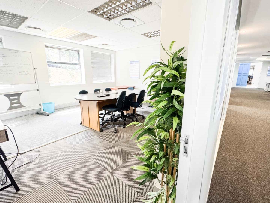 To Let Commercial Property for Rent in Plattekloof Western Cape